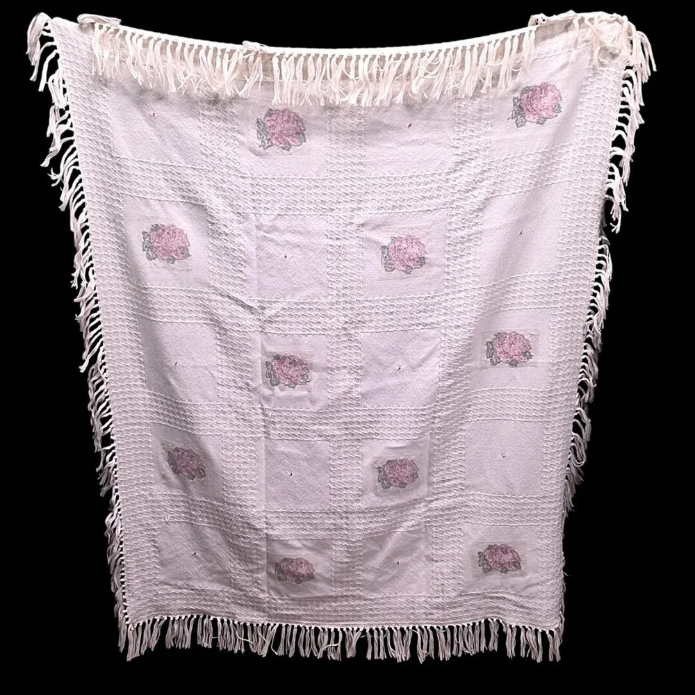 Unbranded vintage blanket